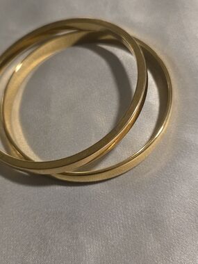 Bondle Monet Gold Tone Stackable Bangle Bracelets